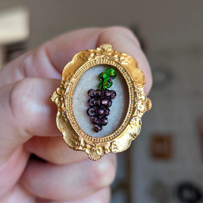 Broche - Cadre - Baie d'été - Raisin