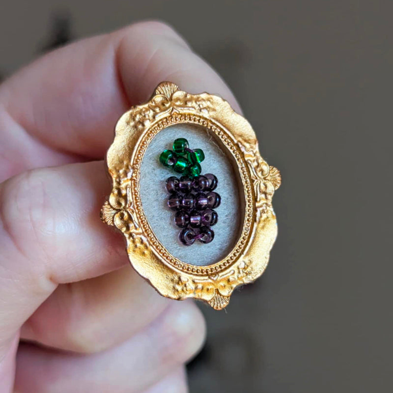 Broche - Cadre - Baie d'été - Raisin