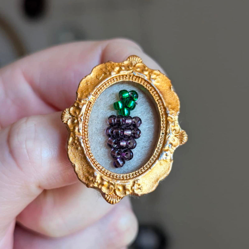 Broche - Cadre - Baie d'été - Raisin