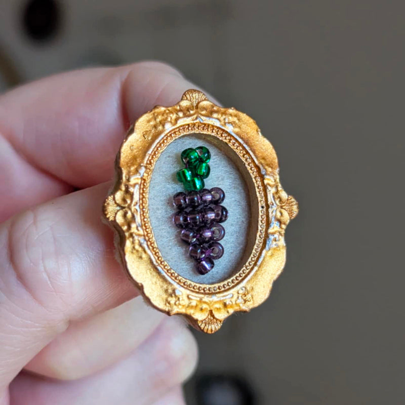 Broche - Cadre - Baie d'été - Raisin