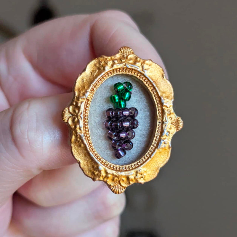 Broche - Cadre - Baie d'été - Raisin