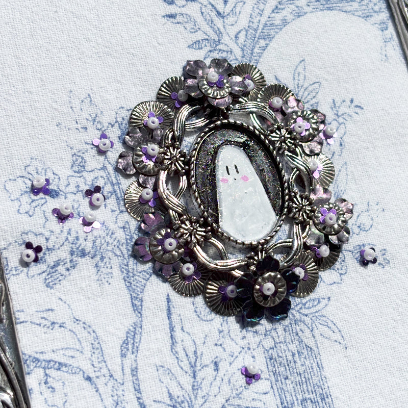Portrait Hanté - Cadre vintage - Purple Witch