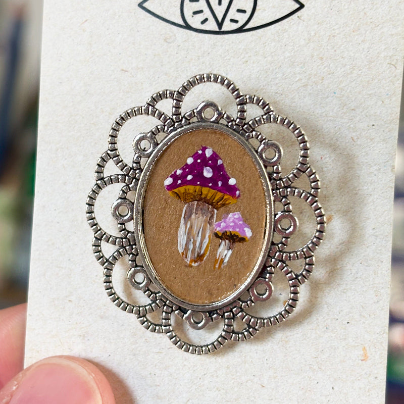 Broche - Support métalique peinture originale - 13