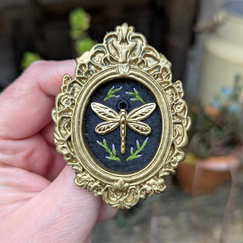 Broche - Grand cadre Libellule