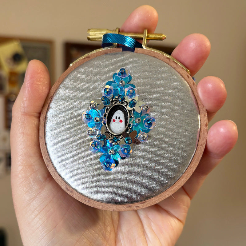 Portrait Hanté - Petit tambour - Argent & Bleu
