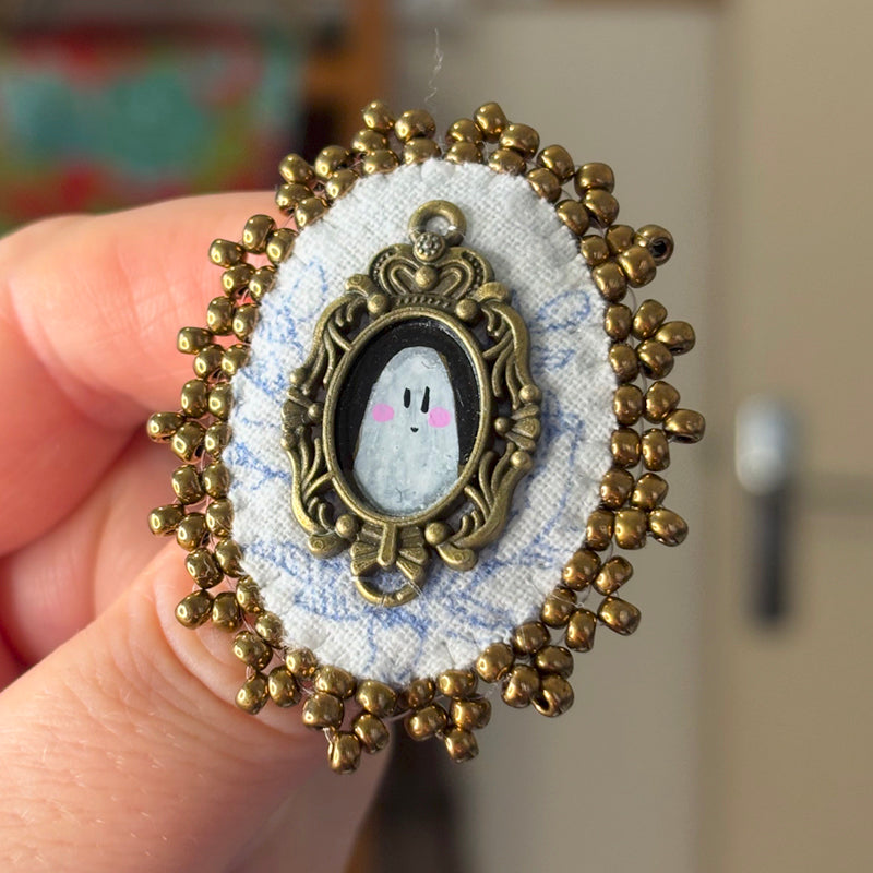 Broche - Brodée - Portrait Hanté