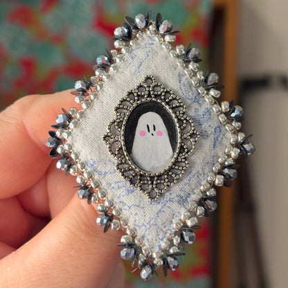 Broche - Brodée - Portrait Hanté