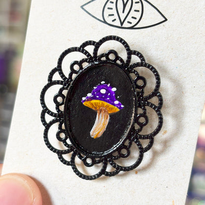 Broche - Support métalique peinture originale - 10