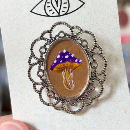 Broche - Support métalique peinture originale - 12