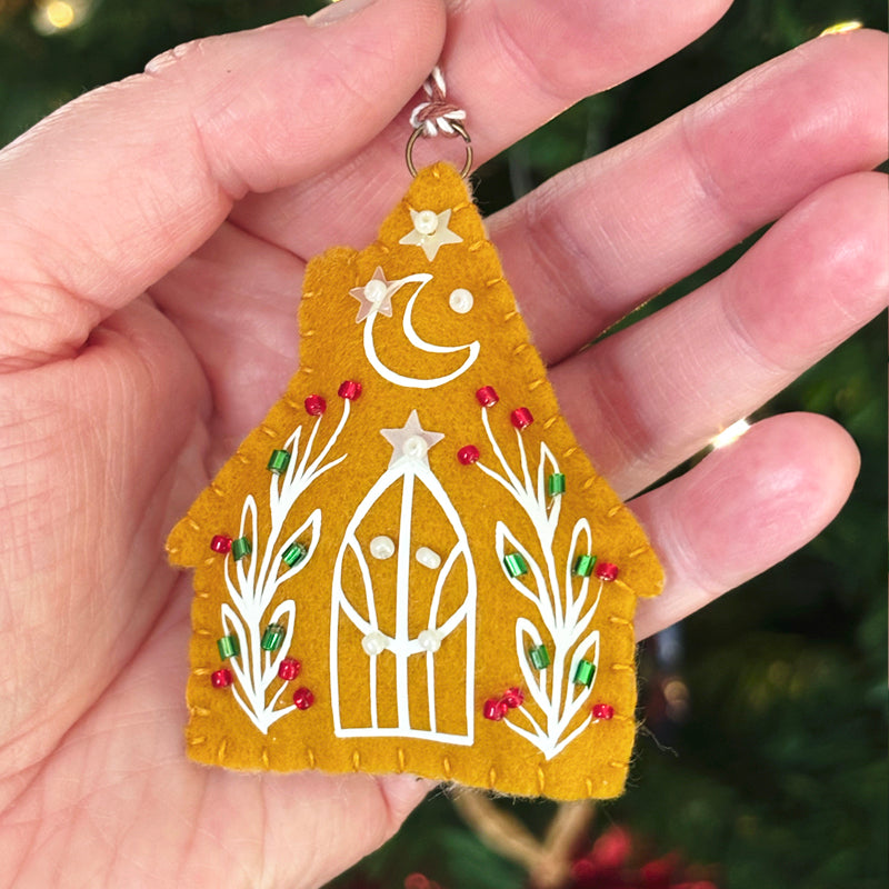 Suspension PHOSPHORESCENTE - Maison de sorcière - Rouge et vert 2