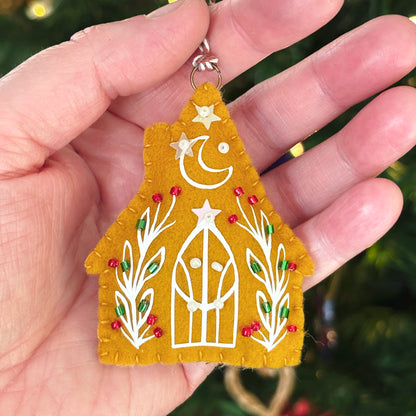 Suspension PHOSPHORESCENTE - Maison de sorcière - Rouge et vert 2