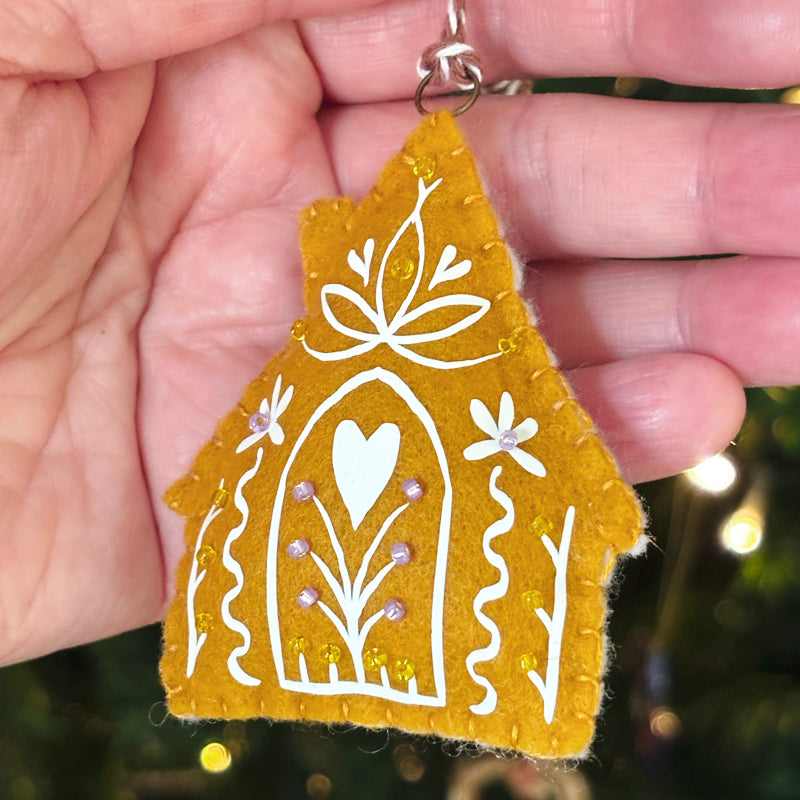 Suspension PHOSPHORESCENTE - Maison de sorcière - Mauve et jaune