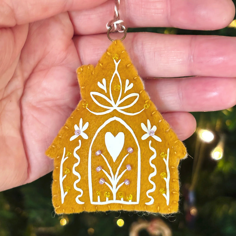 Suspension PHOSPHORESCENTE - Maison de sorcière - Mauve et jaune