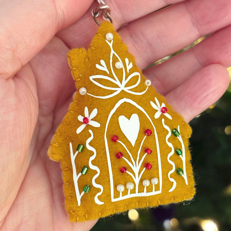 Suspension PHOSPHORESCENTE - Maison de sorcière - Rouge et vert