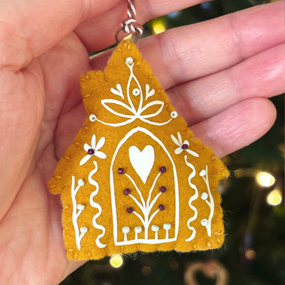 Suspension PHOSPHORESCENTE - Maison de sorcière - Vert d'eau et violet