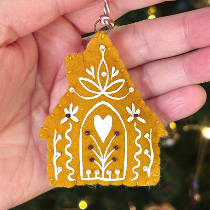 Suspension PHOSPHORESCENTE - Maison de sorcière - Vert d'eau et violet