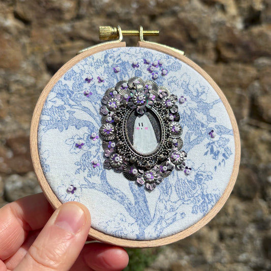 Portrait Hanté - Tambour bois - Purple Witch
